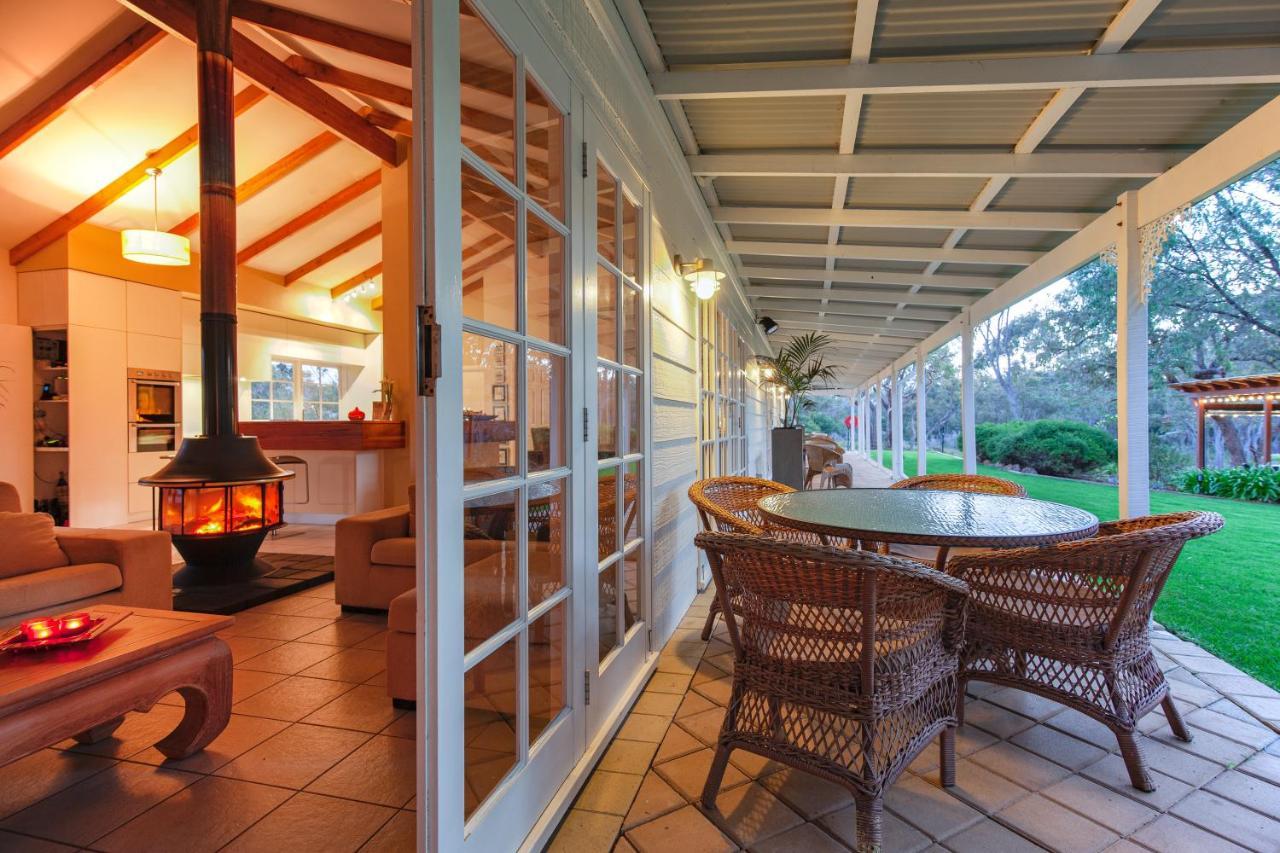 Llewellin'S Guest House Margaret River Екстериор снимка