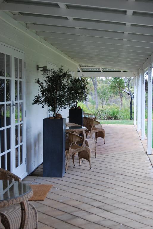Llewellin'S Guest House Margaret River Екстериор снимка